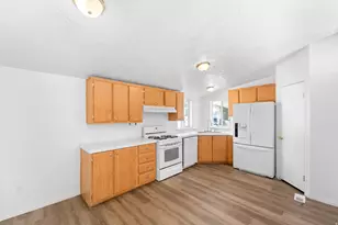 563 N 1350 W, Clearfield, UT 84015 - Photo 6
