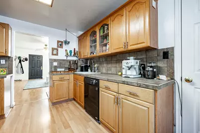 1760 S 2500 E, Salt Lake City, UT 84108 - Photo 8