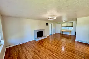 232 W 700 N, Clearfield, UT 84015 - Photo 2