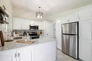 336 E 6310 S, Salt Lake City, UT 84107 - Photo 4
