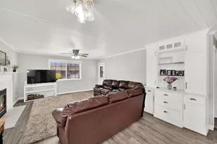 554 S 70 E, Orem, UT 84058 - Photo 12