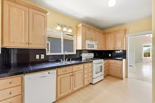 257 E Tenth Ave N, Salt Lake City, UT 84103 - Photo 12
