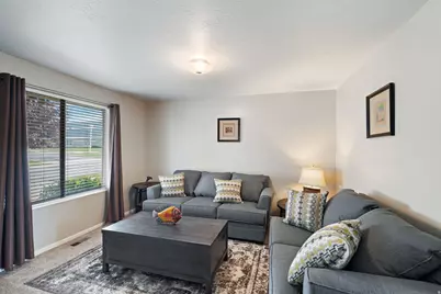 233 W 1675 N, Layton, UT 84041 - Photo 2