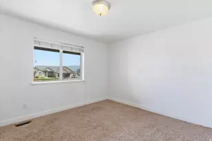 6237 W 4600 S, Hooper, UT 84315 - Photo 22