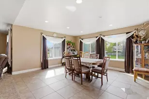 6237 W 4600 S, Hooper, UT 84315 - Photo 10