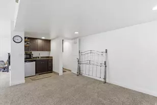 6237 W 4600 S, Hooper, UT 84315 - Photo 36