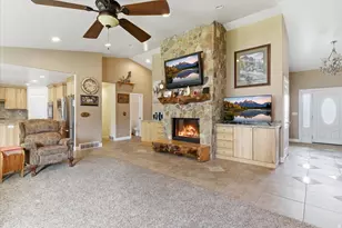 6237 W 4600 S, Hooper, UT 84315 - Photo 6