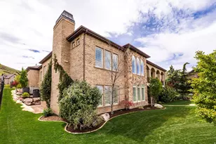 802 Eaglepointe Dr, North Salt Lake, UT 84054 - Photo 14