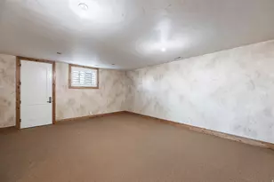 802 Eaglepointe Dr, North Salt Lake, UT 84054 - Photo 32