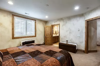 802 Eaglepointe Dr, North Salt Lake, UT 84054 - Photo 30