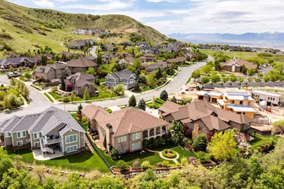 802 Eaglepointe Dr, North Salt Lake, UT 84054 - Photo 36