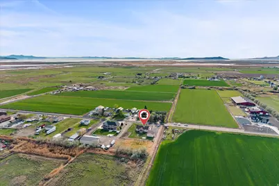 2646 N 6000 W, Hooper (Davis Cnty), UT 84315 - Photo 10