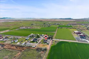 2646 N 6000 W, Hooper (Davis Cnty), UT 84315 - Photo 10