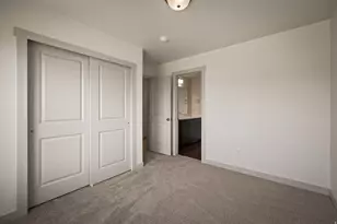 1055 W Audrey Ln, Woods Cross, UT 84087 - Photo 18
