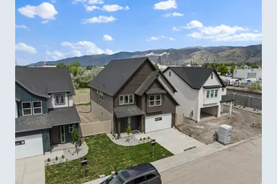 1055 W Audrey Ln #11, Woods Cross, UT 84087 - Photo 2