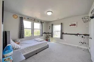 6437 W Early Bird Dr, South Jordan, UT 84009 - Photo 16