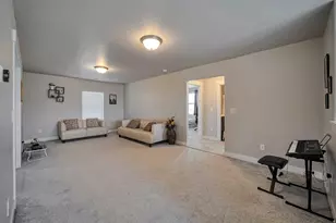 6437 W Early Bird Dr, South Jordan, UT 84009 - Photo 18
