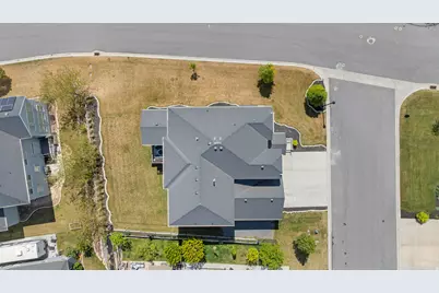 1904 S Links Dr E, Saratoga Springs, UT 84045 - Photo 40