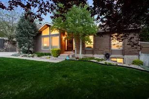 9722 S Buttonwood Circle, Sandy, UT 84092 - Photo 2