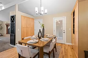 9722 S Buttonwood Circle, Sandy, UT 84092 - Photo 14