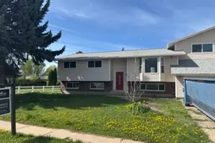 470 S Whitesides St, Layton, UT 84041 - Photo 2