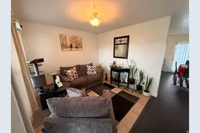 437 S 540 W, Spanish Fork, UT 84660 - Photo 2