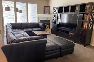 940 W Willow Green Way, Farmington, UT 84025 - Photo 4