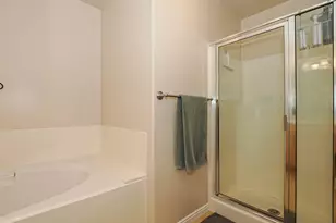 940 W Willow Green Way, Farmington, UT 84025 - Photo 26