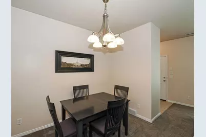 940 W Willow Green Way, Farmington, UT 84025 - Photo 16