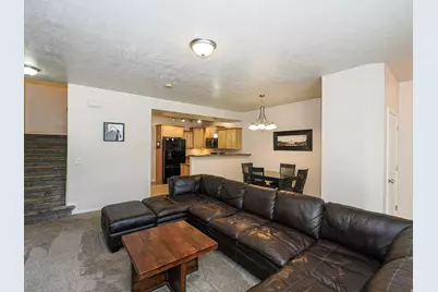 940 W Willow Green Way, Farmington, UT 84025 - Photo 10
