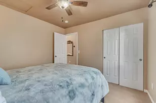 877 N Fox Run Dr E, Tooele, UT 84074 - Photo 16