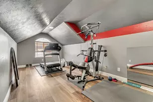 877 N Fox Run Dr E, Tooele, UT 84074 - Photo 22