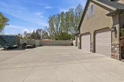 486 E 100 N, Tremonton, UT 84337 - Photo 36