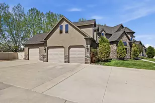 486 E 100 N, Tremonton, UT 84337 - Photo 2