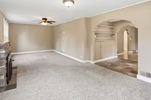 1504 E Lake St N, Ogden, UT 84401 - Photo 8