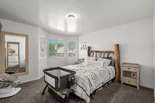 1027 E Sara Ln S, Ogden, UT 84404 - Photo 10