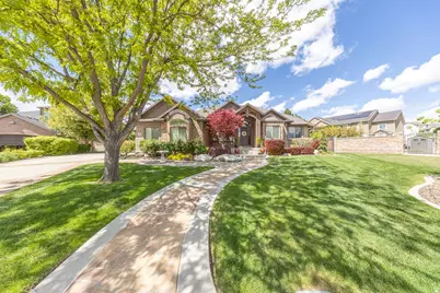 10476 S Hemisphere Ct W, South Jordan, UT 84095 - Photo 2