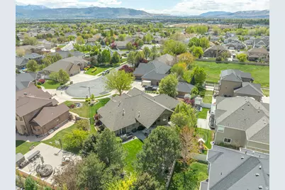 10476 S Hemisphere Ct W, South Jordan, UT 84095 - Photo 54