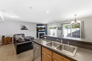 1058 W 975 N, Layton, UT 84041 - Photo 10