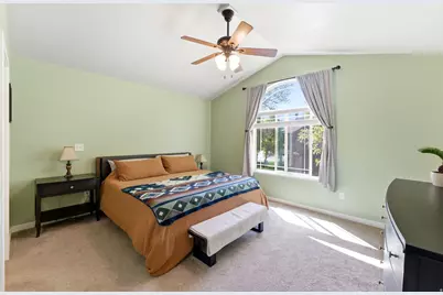 1058 W 975 N, Layton, UT 84041 - Photo 14