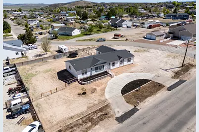 1637 E Midvalley Rd, Enoch, UT 84721 - Photo 42