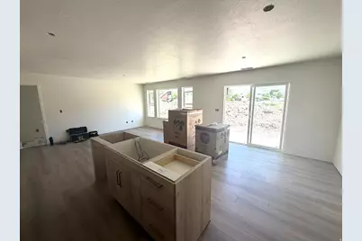 1068 N Summit View Dr W #23, Harrisville, UT 84404 - Photo 6