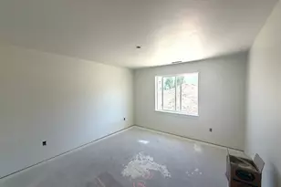 1068 N Summit View Dr W, Harrisville, UT 84404 - Photo 8
