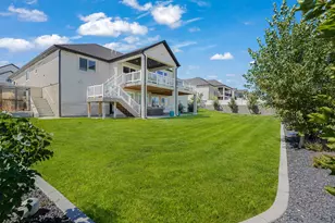 3065 E Lake Vista Dr, Eagle Mountain, UT 84005 - Photo 46