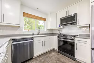 1971 E Terra Linda Dr, Holladay, UT 84124 - Photo 4