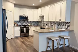 4429 W Bridgestone Dr N, Cedar Hills, UT 84062 - Photo 6