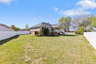 3648 Troon Dr, Syracuse, UT 84075 - Photo 32