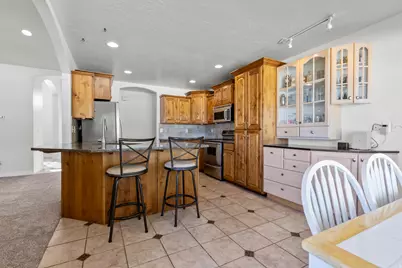 3648 Troon Dr, Syracuse, UT 84075 - Photo 8