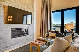 2417 W High Rd, Park City, UT 84098 - Photo 4