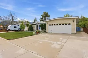 448 E 9150 S, Sandy, UT 84070 - Photo 2